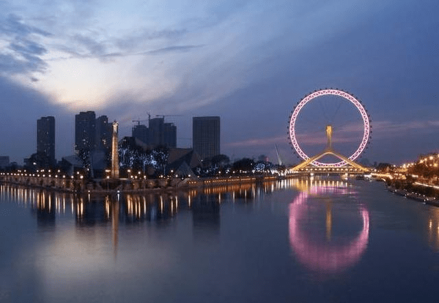 天津,梦想之城绽放自信之光