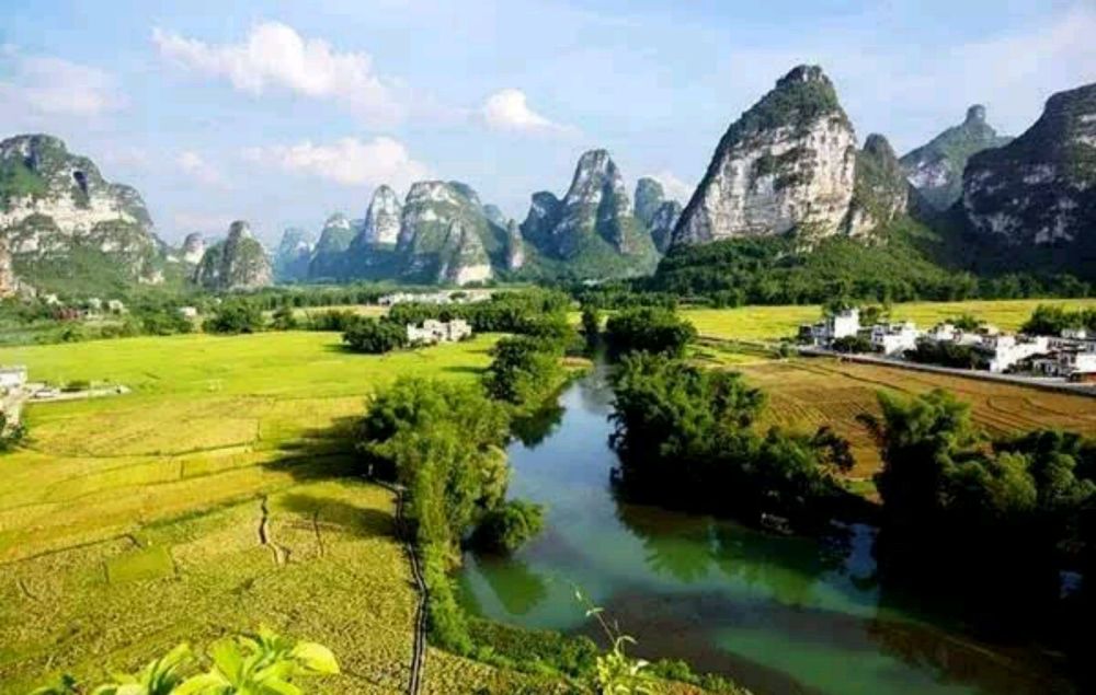 广西深度游攻略，品味美食，尽赏自然奇观